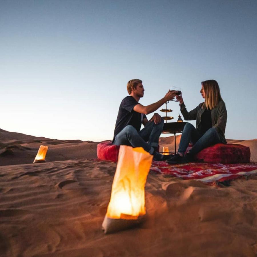 Erg Chebbi Camel Trek Camp Hotel Merzouga Bagian luar foto