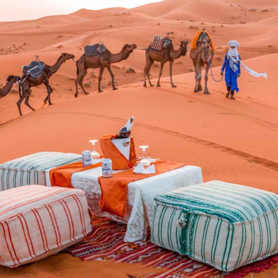 Erg Chebbi Camel Trek Camp Hotel Merzouga Bagian luar foto