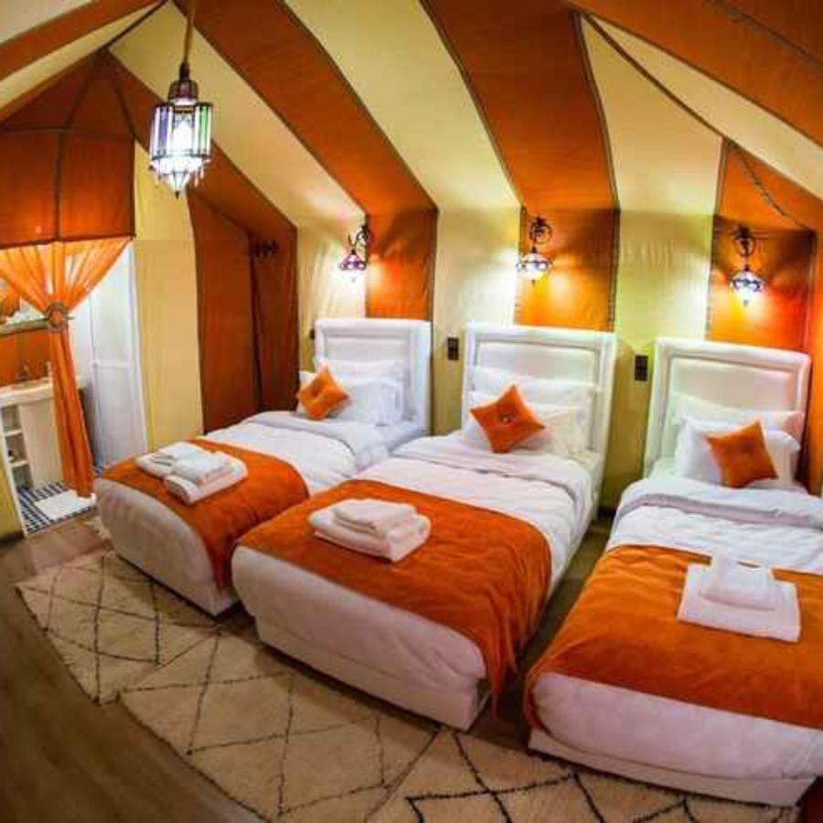 Erg Chebbi Camel Trek Camp Hotel Merzouga Bagian luar foto
