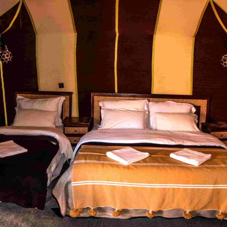 Erg Chebbi Camel Trek Camp Hotel Merzouga Bagian luar foto