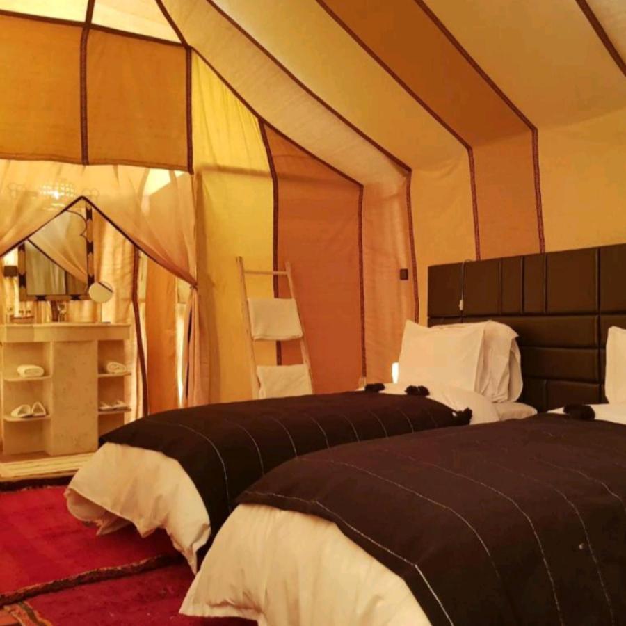 Erg Chebbi Camel Trek Camp Hotel Merzouga Bagian luar foto